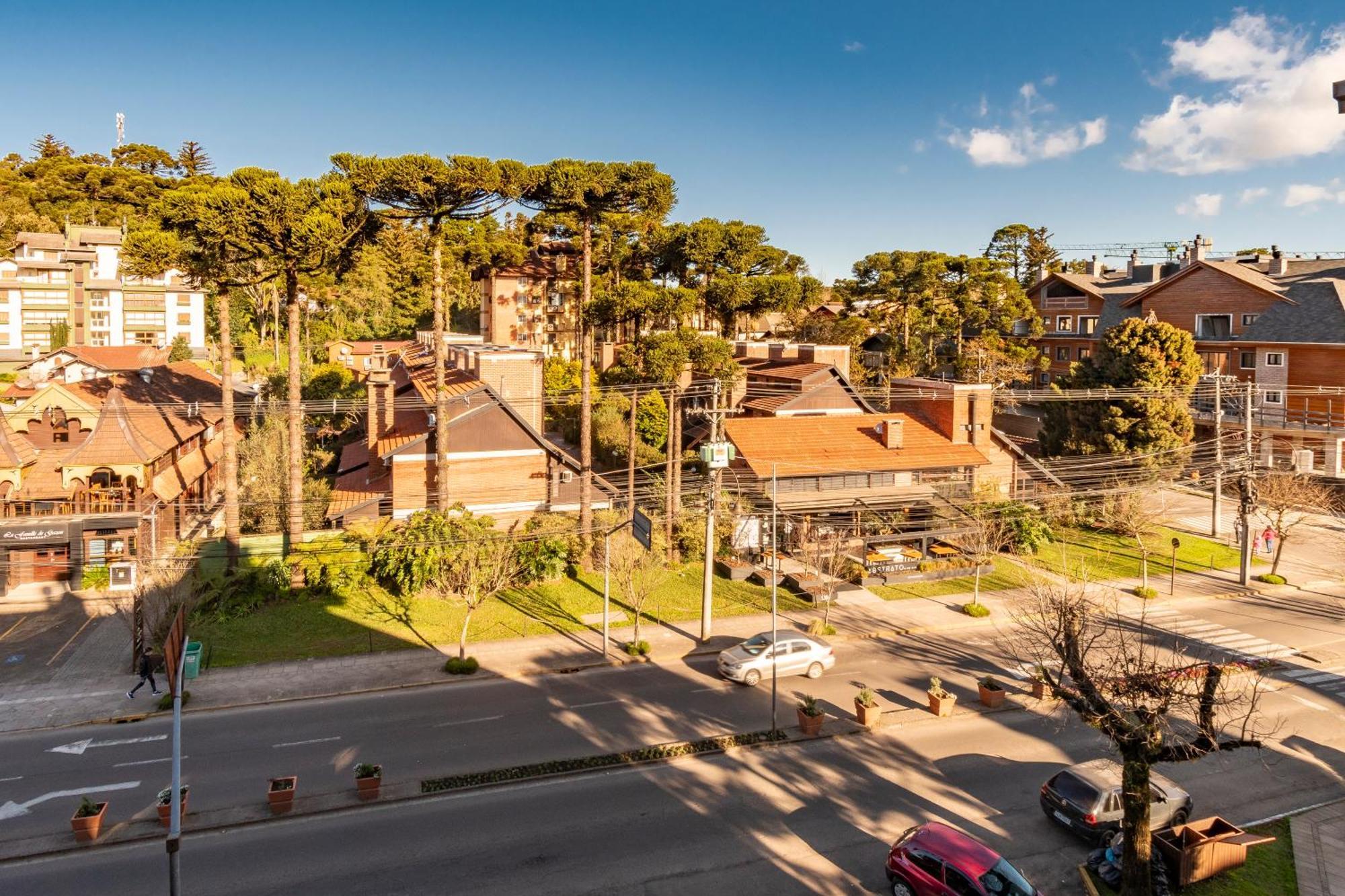 A Apenas 300 Mts Da Rua Coberta, No Exclusivo Via Florida Apartment Gramado Exterior photo